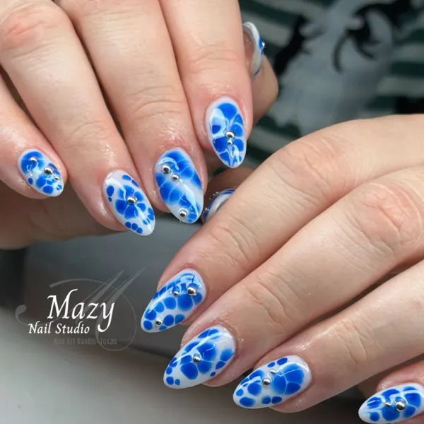 Nail work by Mazy Nail Studio