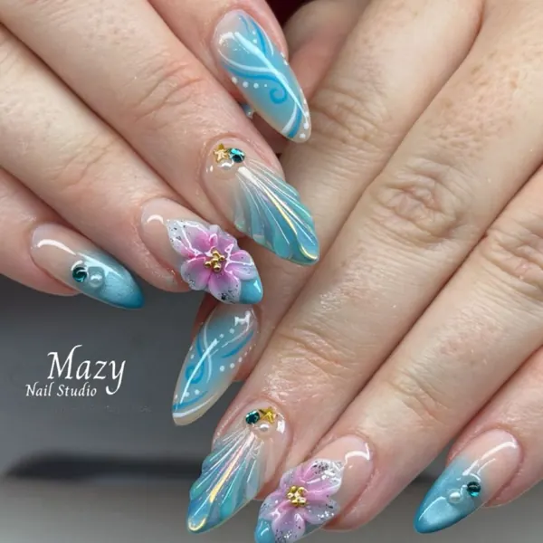 Nail work by Mazy Nail Studio