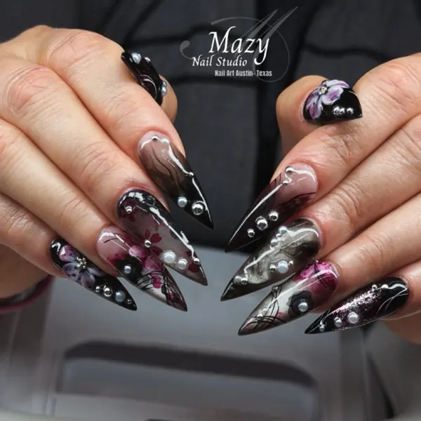 Nail work by Mazy Nail Studio